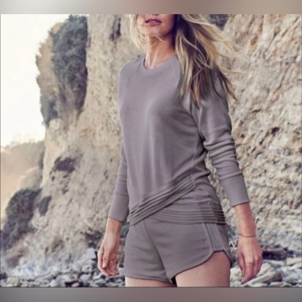Athleta Grey Serenity Criss Cross Sweatshirt Women’s Soft Modal Pullover Sz Sml